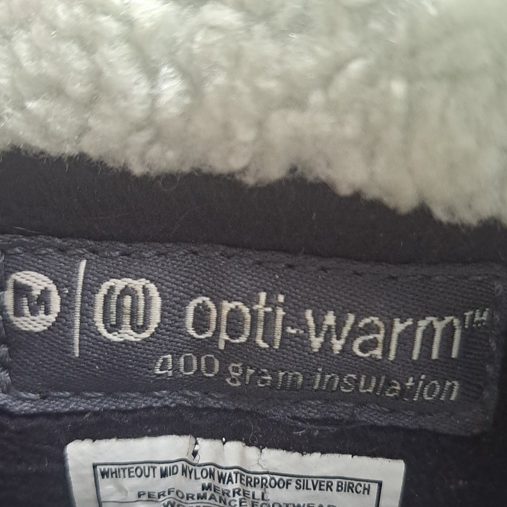 Merrell Waterproof 8.5 . - Picture 6 of 7